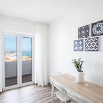 Apartment Beguest Oceanic Rainbow *